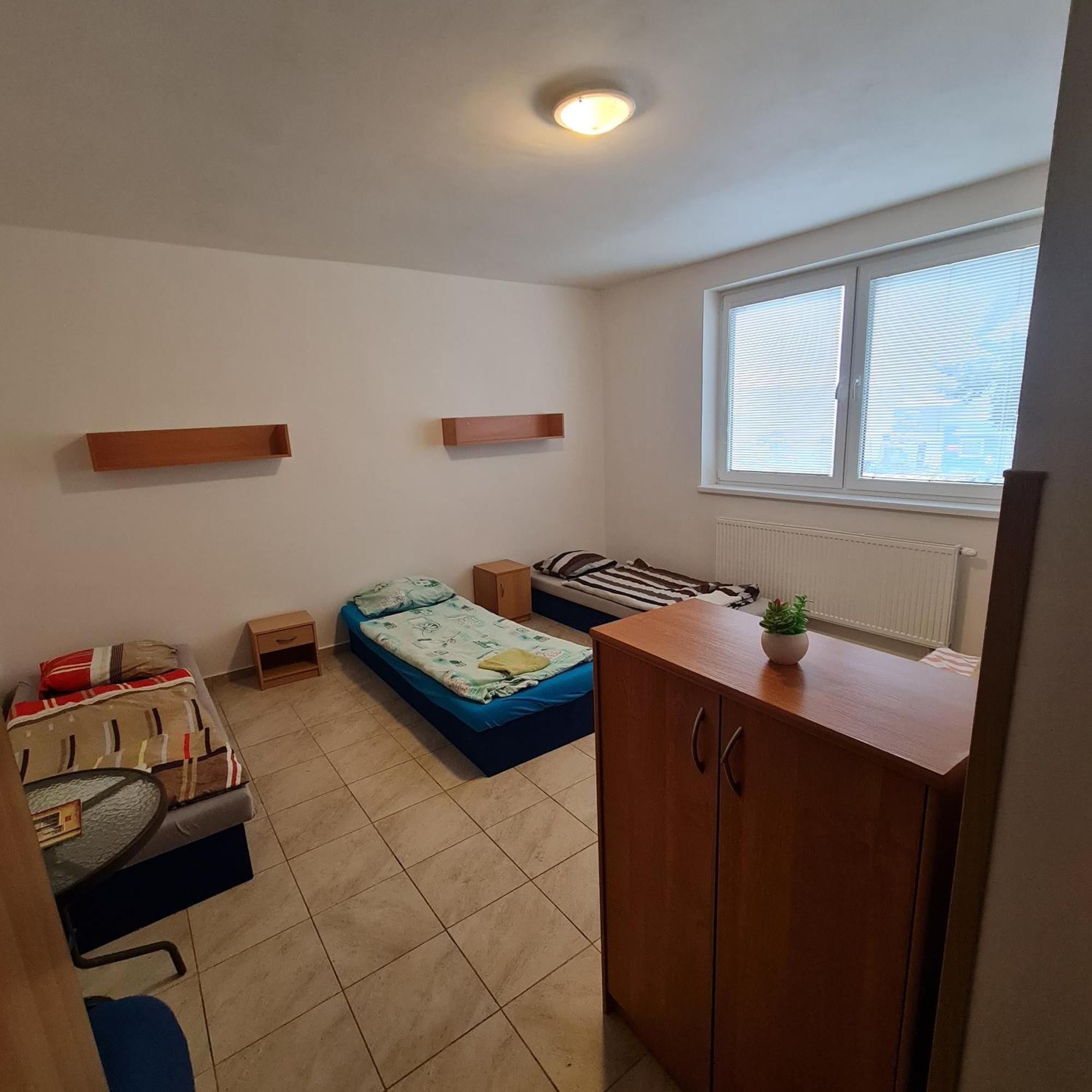מלון פארדוביצה Nika Beds מראה חיצוני תמונה